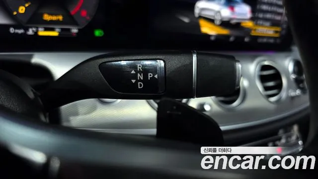 Mercedes-Benz E-Class 2019 — фото 9