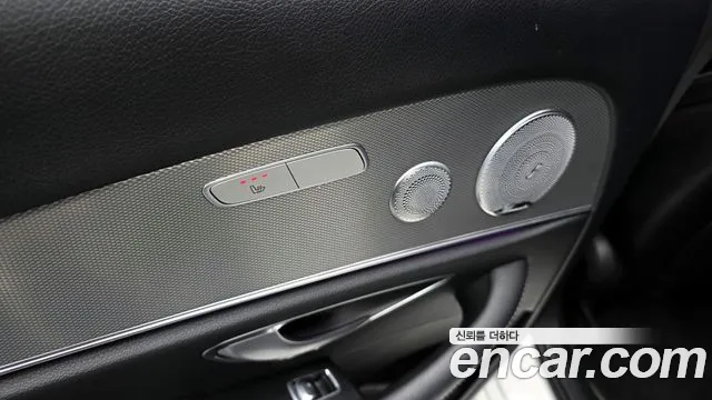 Mercedes-Benz E-Class 2019 — фото 17