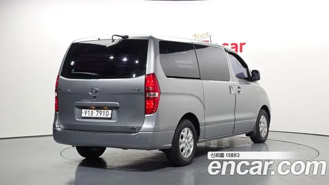 Hyundai Starex 2014 — фото 2