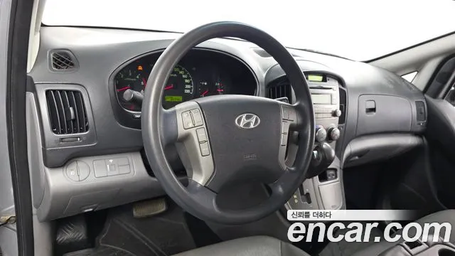 Hyundai Starex 2014 — фото 12