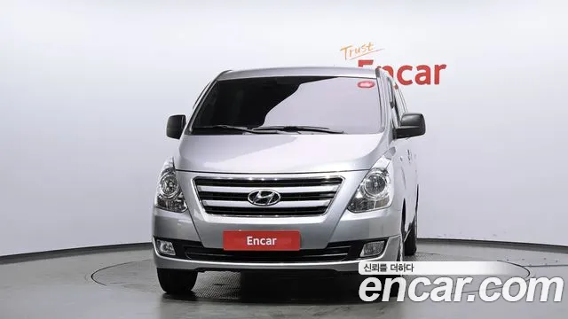 Hyundai Starex 2017 — фото 3