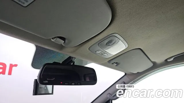 Hyundai Starex 2017 — фото 18