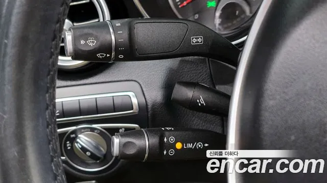 Mercedes-Benz C-Class 2018 — фото 14