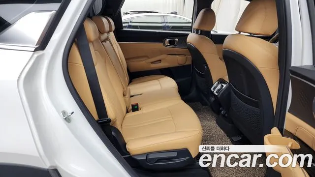 Kia Sorento 2022 — фото 12