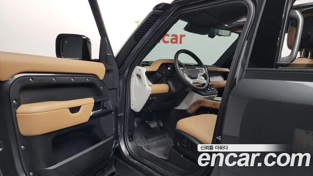 Land Rover Defender 2025 — фото 10