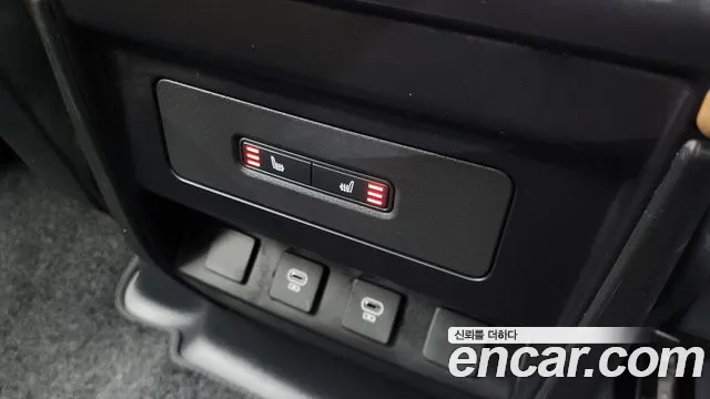 Land Rover Defender 2025 — фото 19