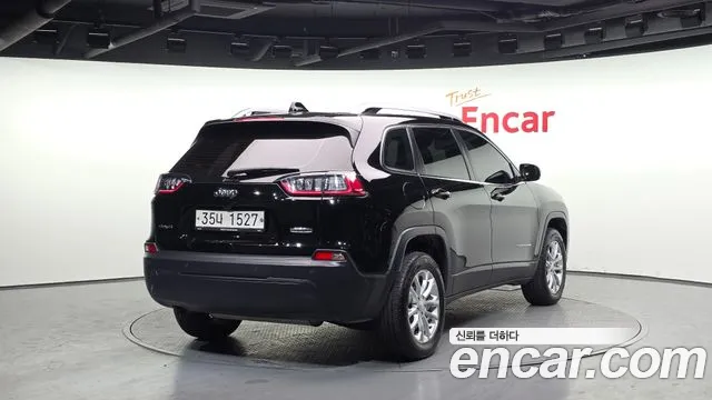 Jeep Cherokee 2019 — фото 2