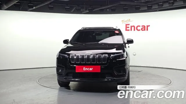 Jeep Cherokee 2019 — фото 3