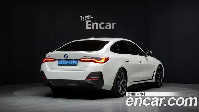 BMW i4 2024 — фото 2