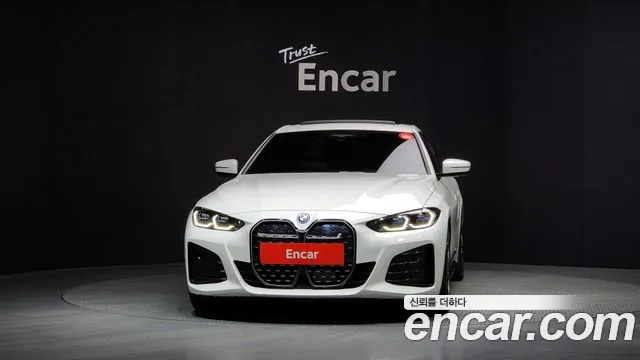 BMW i4 2024 — фото 3