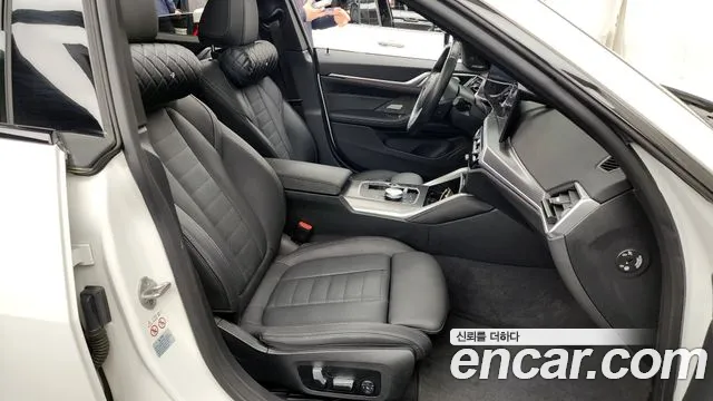BMW i4 2024 — фото 11