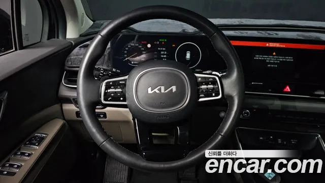 Kia Canival 2025 — фото 13