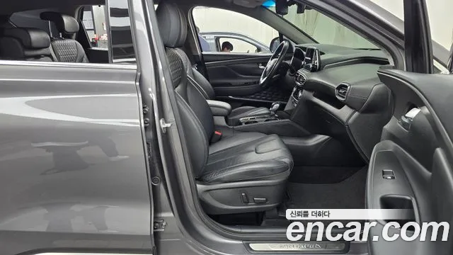 Hyundai Santafe 2020 — фото 11