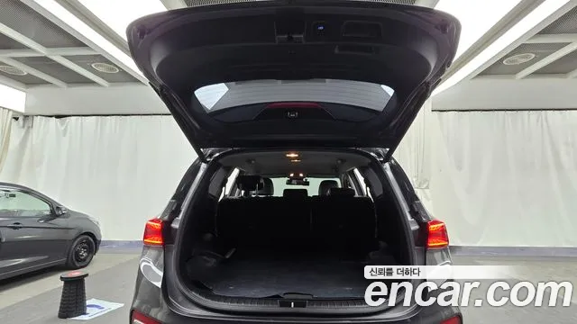 Hyundai Santafe 2020 — фото 20