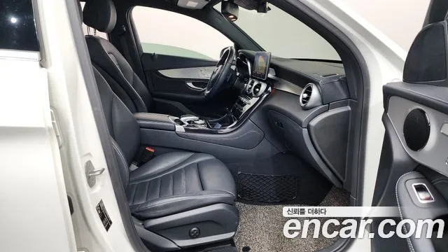 Mercedes-Benz GLC-Class 2018 — фото 11