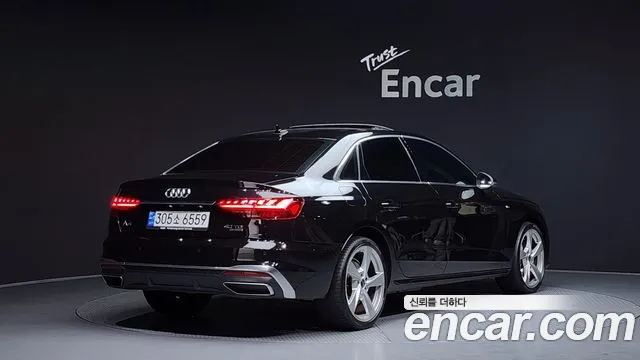 Audi A4 2022 — фото 2