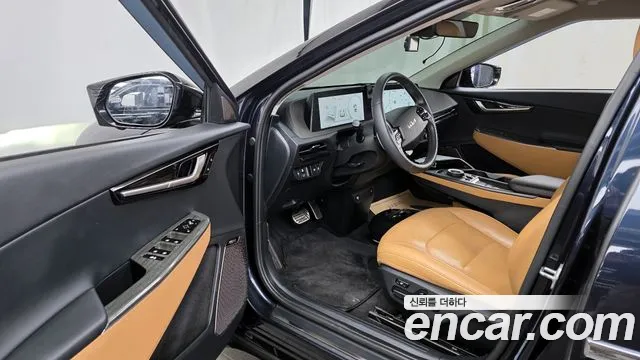 Kia EV6 2022 — фото 10