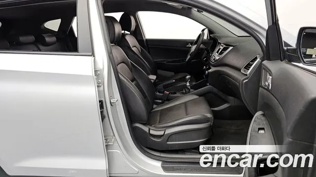 Hyundai Tucson 2017 — фото 10