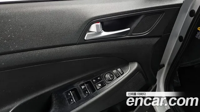 Hyundai Tucson 2017 — фото 17