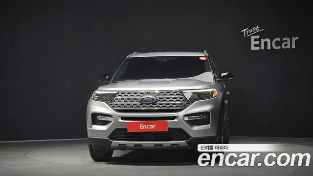 Ford Explorer 2020 — фото 3