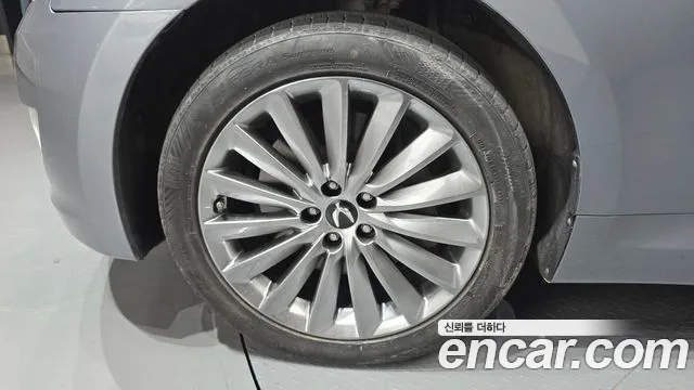 Hyundai Equus 2015 — фото 5