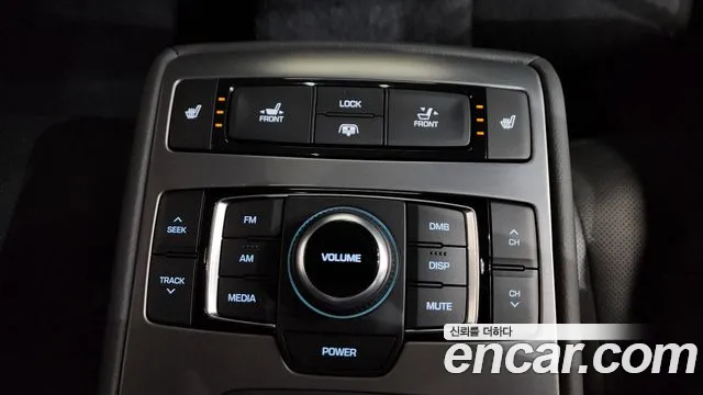 Hyundai Genesis 2016 — фото 18