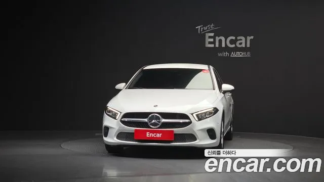 Mercedes-Benz A-Class 2020 — фото 3