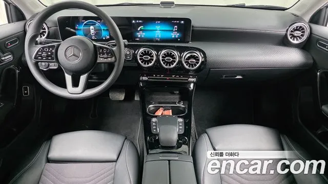 Mercedes-Benz A-Class 2020 — фото 7