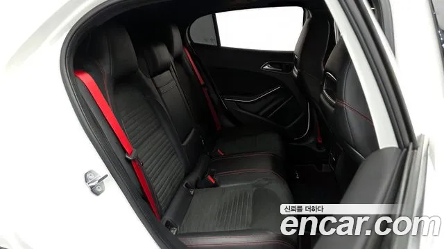 Mercedes-Benz GLA-Class 2019 — фото 12