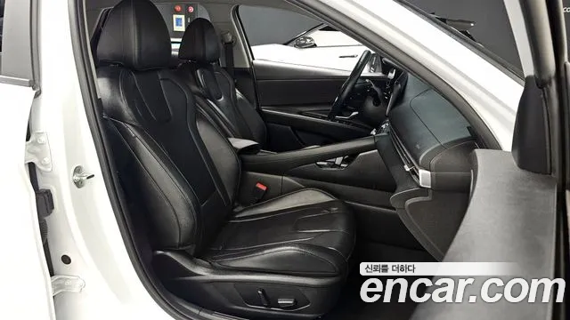 Hyundai AVANTE 2023 — фото 10