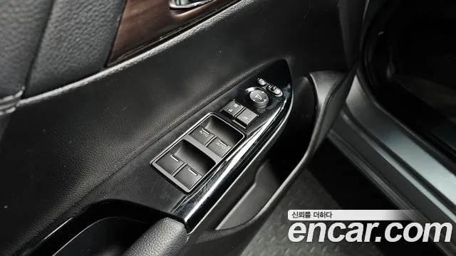 Honda Accord 2017 — фото 13