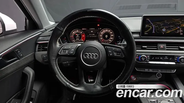 Audi A4 2018 — фото 13