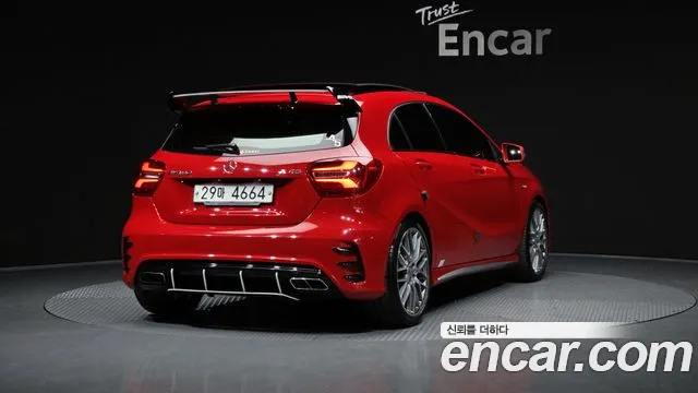 Mercedes-Benz A-Class 2018 — фото 2