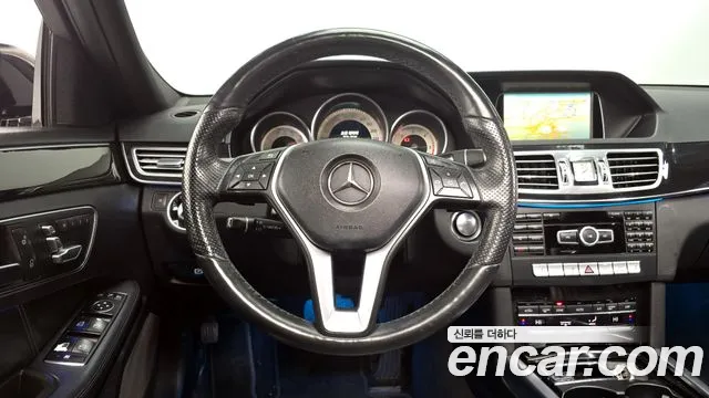Mercedes-Benz E-Class 2014 — фото 13