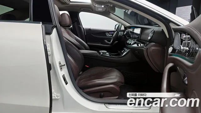 Mercedes-Benz CLS-Class 2019 — фото 10