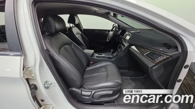 Hyundai Sonata 2015 — фото 10