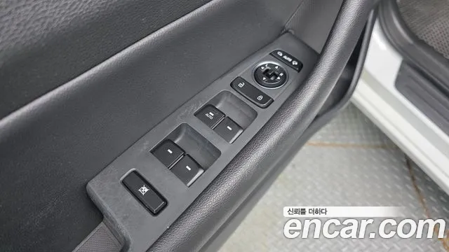 Hyundai Sonata 2015 — фото 12