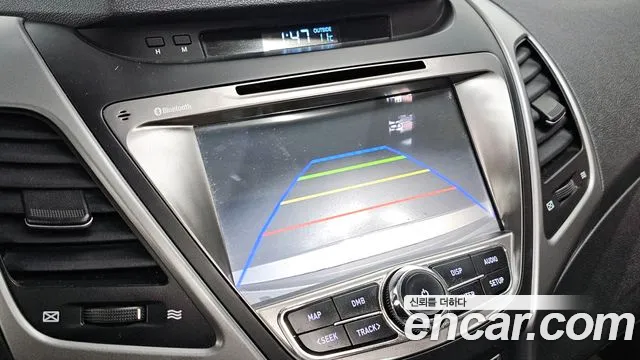 Hyundai AVANTE 2014 — фото 16