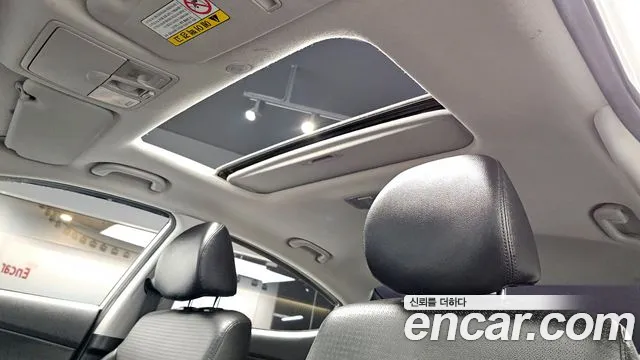 Hyundai AVANTE 2014 — фото 19
