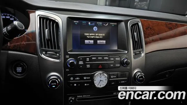 Hyundai Equus 2010 — фото 14