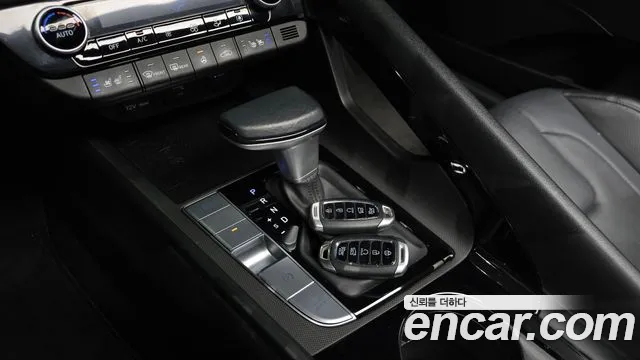 Hyundai AVANTE 2022 — фото 9