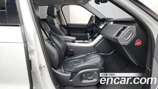 Land Rover Range Rover Sport 2015 — фото 11