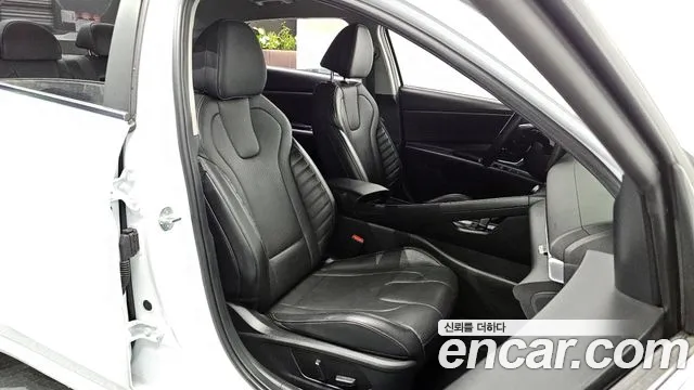 Hyundai AVANTE 2024 — фото 10