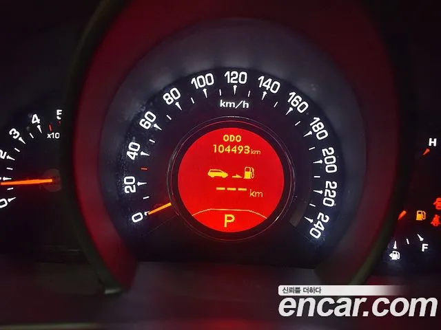 Kia Sportage 2012 — фото 12