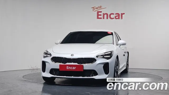 Kia Stinger 2021 — фото 3