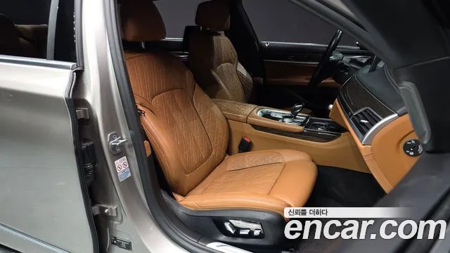 BMW 7-Series 2020 — фото 10