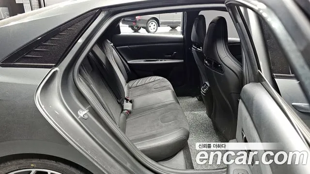 Hyundai AVANTE 2022 — фото 11