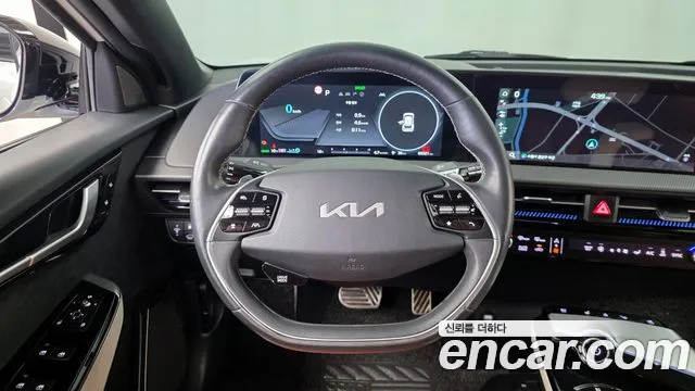 Kia EV6 2022 — фото 13