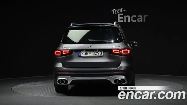 Mercedes-Benz GLB-Class 2022 — фото 4