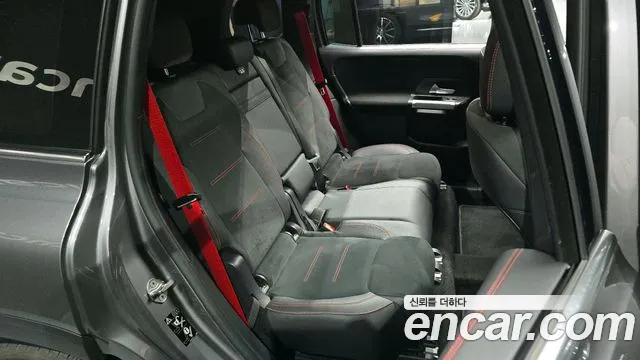 Mercedes-Benz GLB-Class 2022 — фото 12